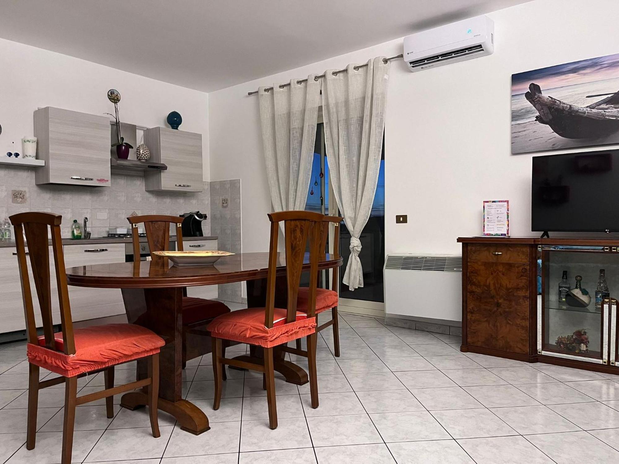 Fco Airport Titina'S House Apartment Fiumicino Exterior photo