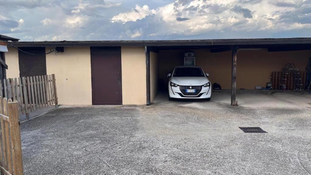 Fco Airport Titina'S House Apartment Fiumicino Exterior photo
